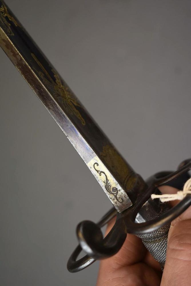 Name:  001 - Georgian Horse Grenadier Officers Sword 16.jpg
Views: 8798
Size:  40.4 KB